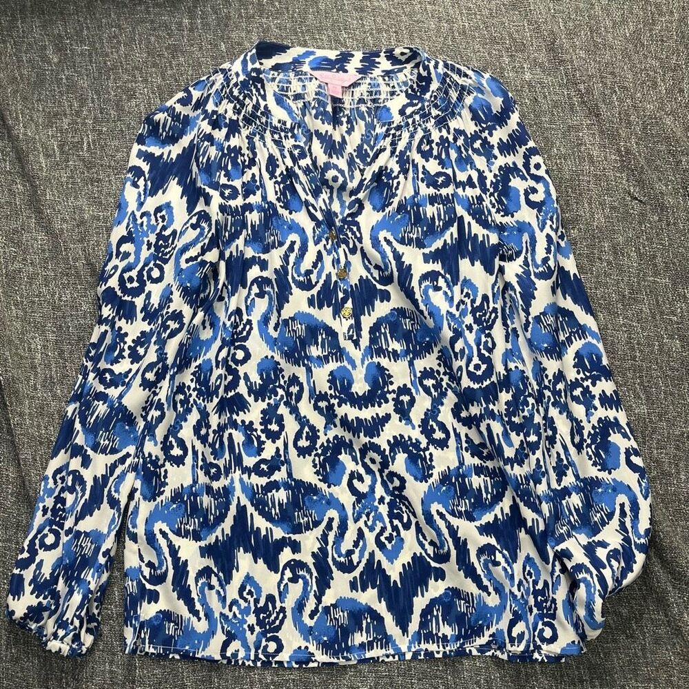 Lilly Pulitzer Blue White Print Long Sleeve Blouse XS Ikat Boho Top - Picture 2 of 4